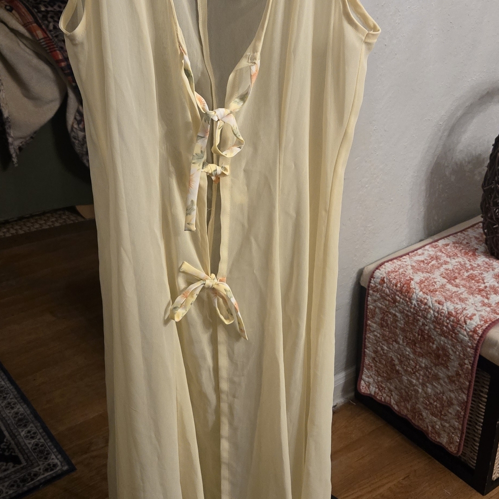 Yellow Sheer Duster